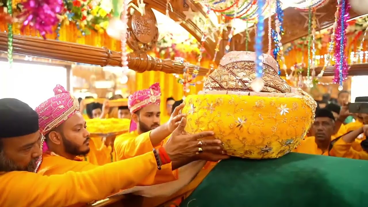 ❝সিরাজ শাহ্❞ বাবা'র ওরশ মোবারক।।		📍কাদরিয়া ভান্ডার বাবা সিরাজ শাহ'র আস্তানা #sirajshah #foryou 