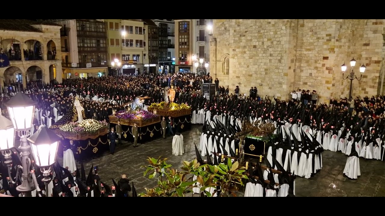 Lunes Santo 2025. Zamora. Hermandad de Jesús en su Tercera Caída. La muerte no es el final.
