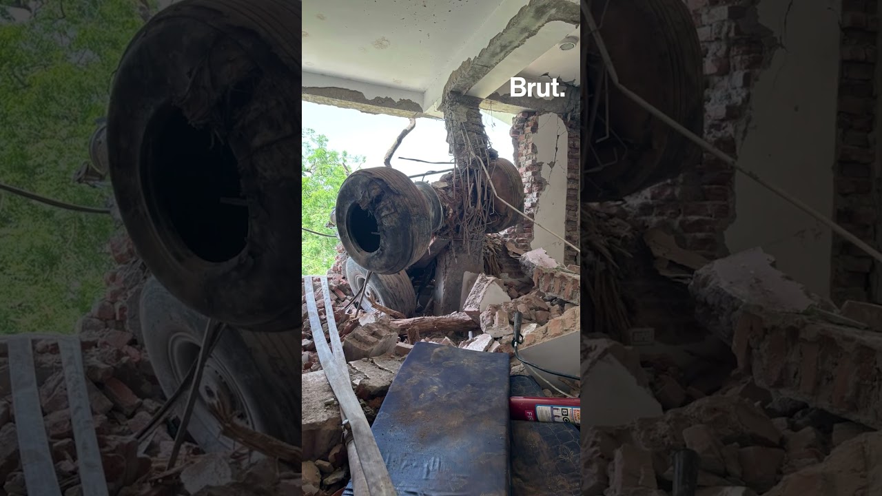 The front of crashed Air India flight landed on BJ Medical College doctors' hostel roof in Ahmedabad