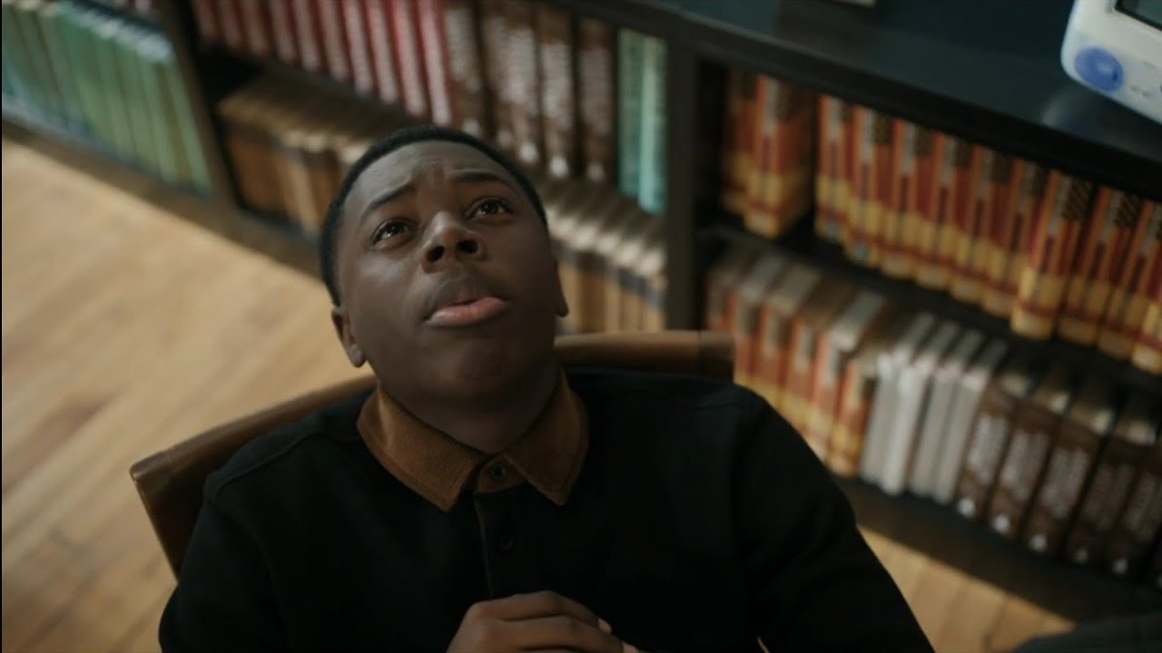 The Chi |5x03| Kevin Is In love Scene