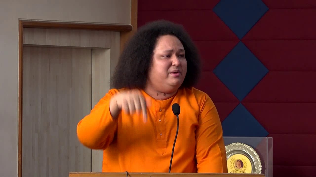 Sai Int'l Award Nite 2017 concluding Part 3 of 3 Divine Discourse