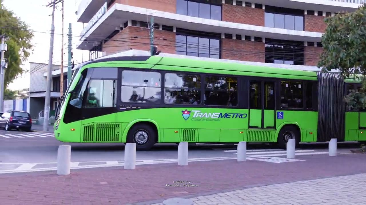 Transmetro (Bus Rapid Transit) - BRT in Guatemala City, Guatemala (4k)