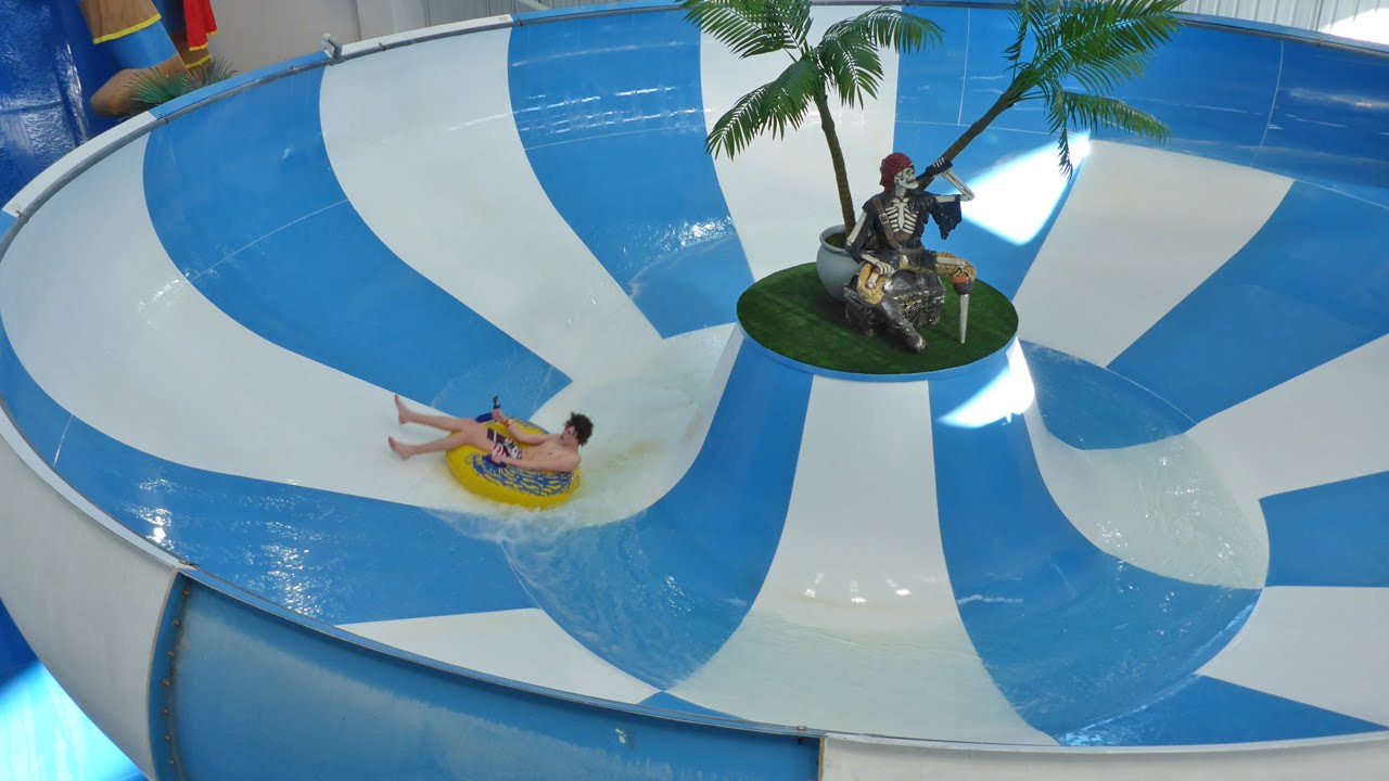 Funtasia Waterpark Drogheda - "Superbowl" Space Bowl Trichterrutsche Onride