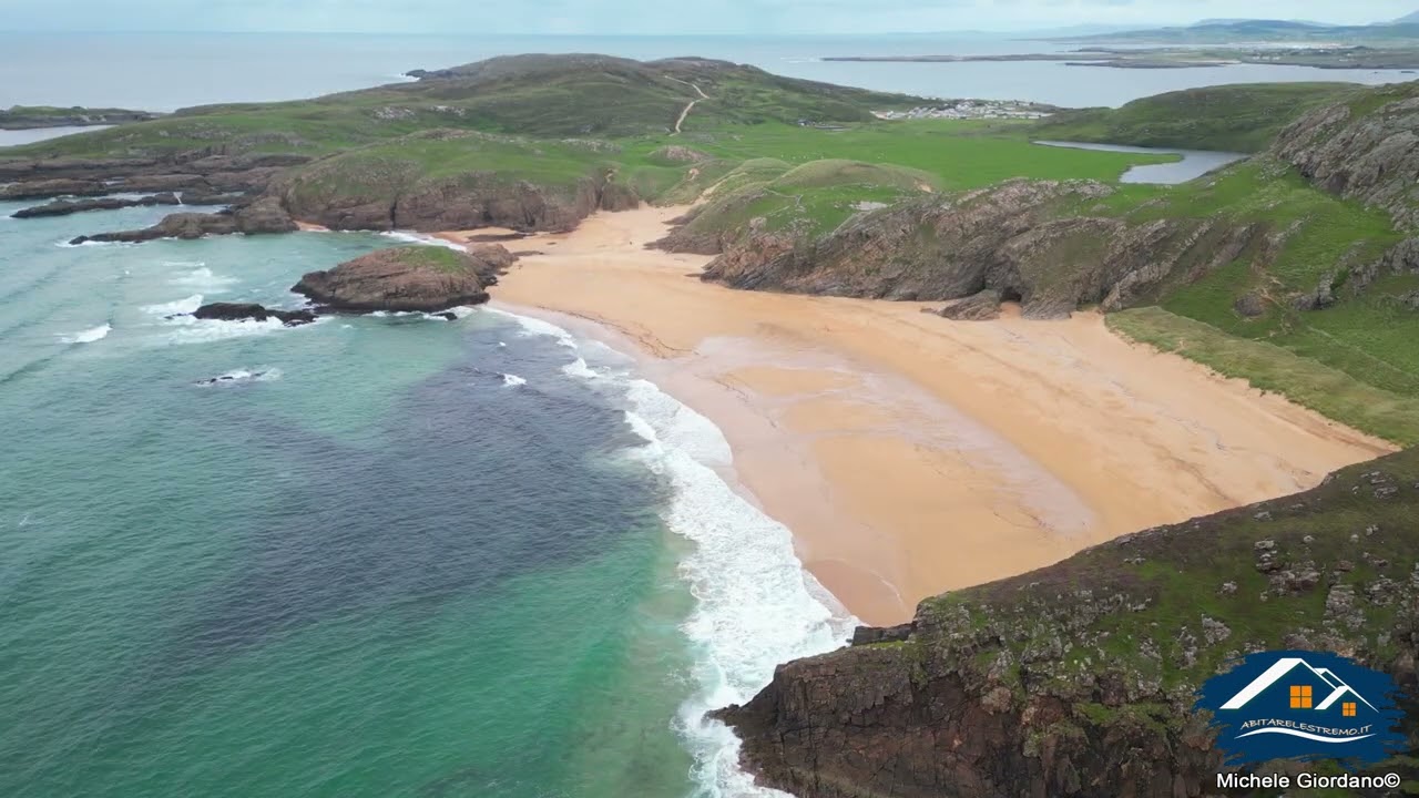 Murder Hole Beach seen from the drone (Ireland - Donegal - Boyeeghter Bay)