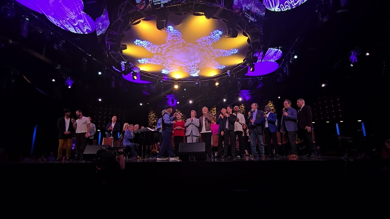 Gaither Family and Friends.       Because He Lives 