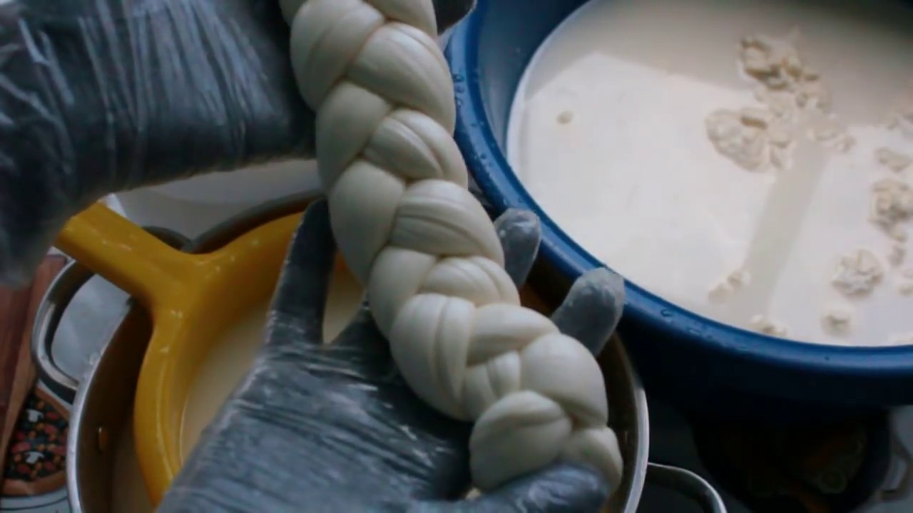 Как сделать Сыр Pasta filata ( Вытяжные сыры КОСИЧКА, МОЦАРЕЛЛА  ) /  Вытягивание сырного теста
