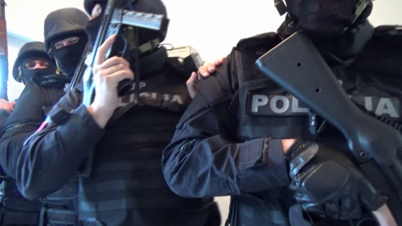 Akcija policije, pretresi na Cetinju