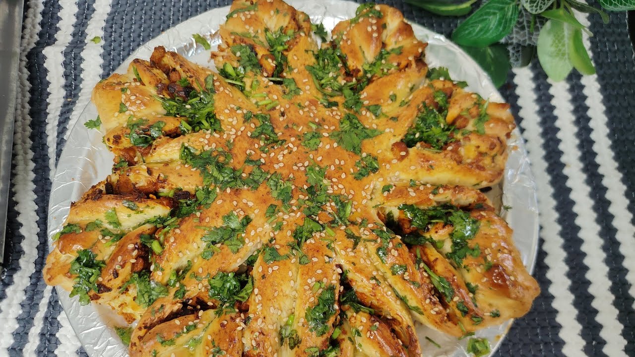 Special Iftar Recipe | Tandoori Chicken Star Bread | Soft & Cheesy Homemade Bread