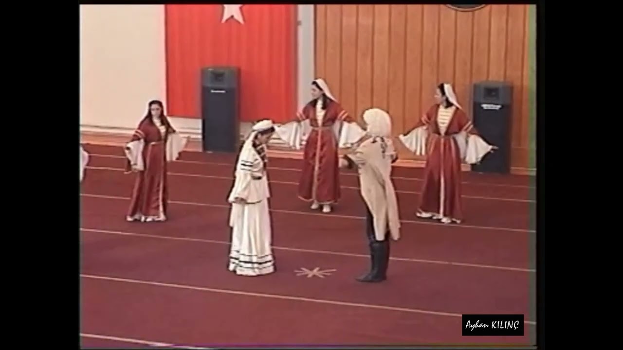 Ekip - 13 / Üniversiteler Halk Oyunları Grup Yarışması - Diyarbakır-2001