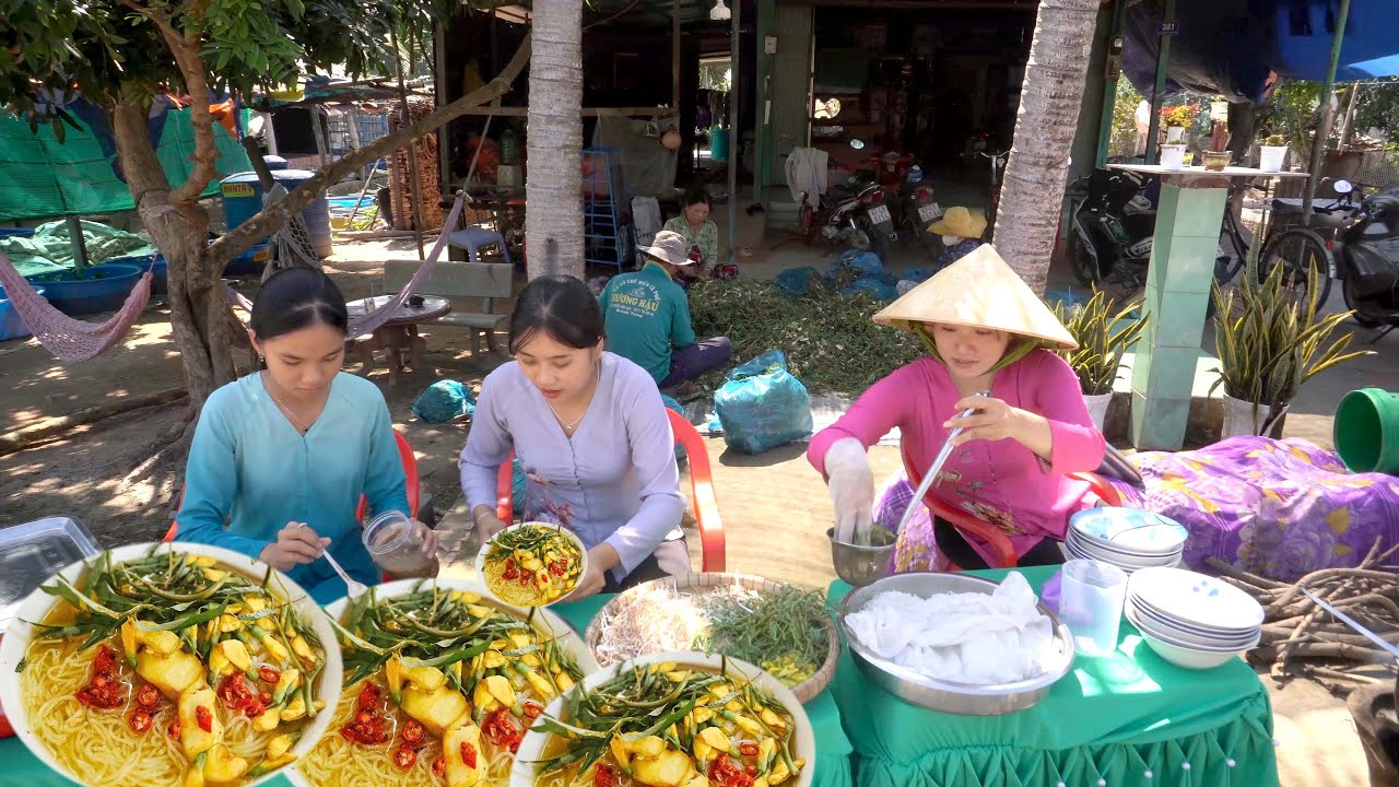 Theo Yêu Cầu Khách Thích Ăn Bún Cá, Hôm Nay Ngày Ăn Chay Vẫn Đắt Khách Đến Ăn  Bún Cá Lóc