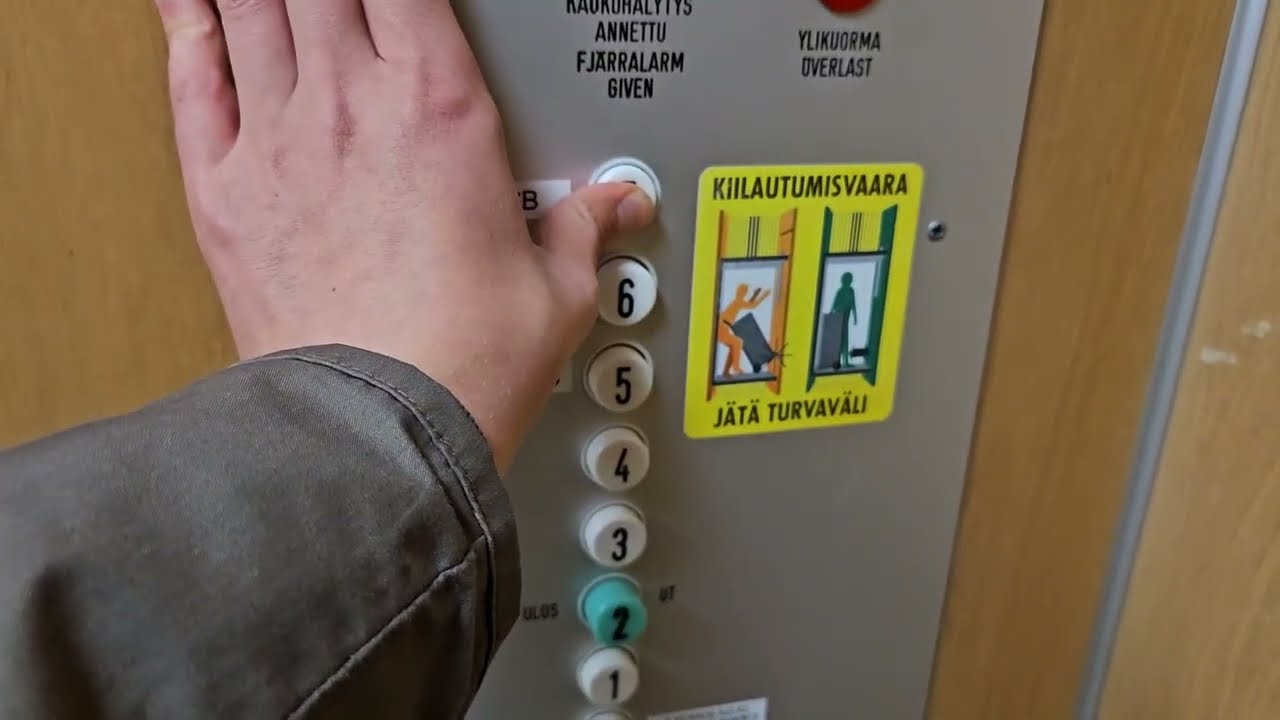 Old Kone traction service elevator/lift in Jorvi hospital, staircase N, Jorvi, Espoo