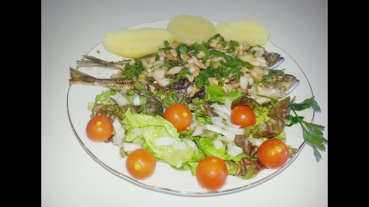 Carapaus grelhados com molho á espanhola