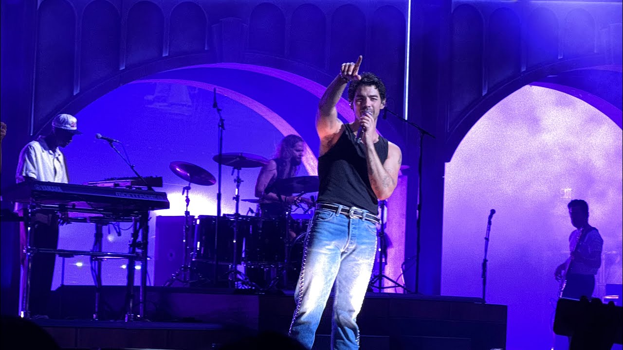 Joe Jonas DNCE “”Pay My Rent” Syracuse, NY Jonas brothers 
