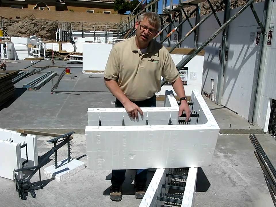 Fox Blocks Glen gets into the Fox Corner Form and the enhanced engineering behind it for strength