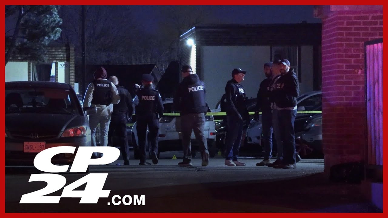 Two suspects still at large in fatal Etobicoke shooting