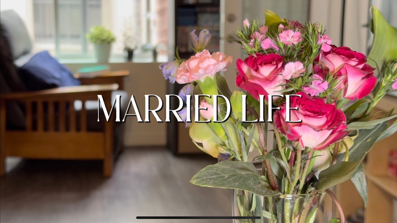 Life after marriage in California. Walks at the park, farmers market and running errands.