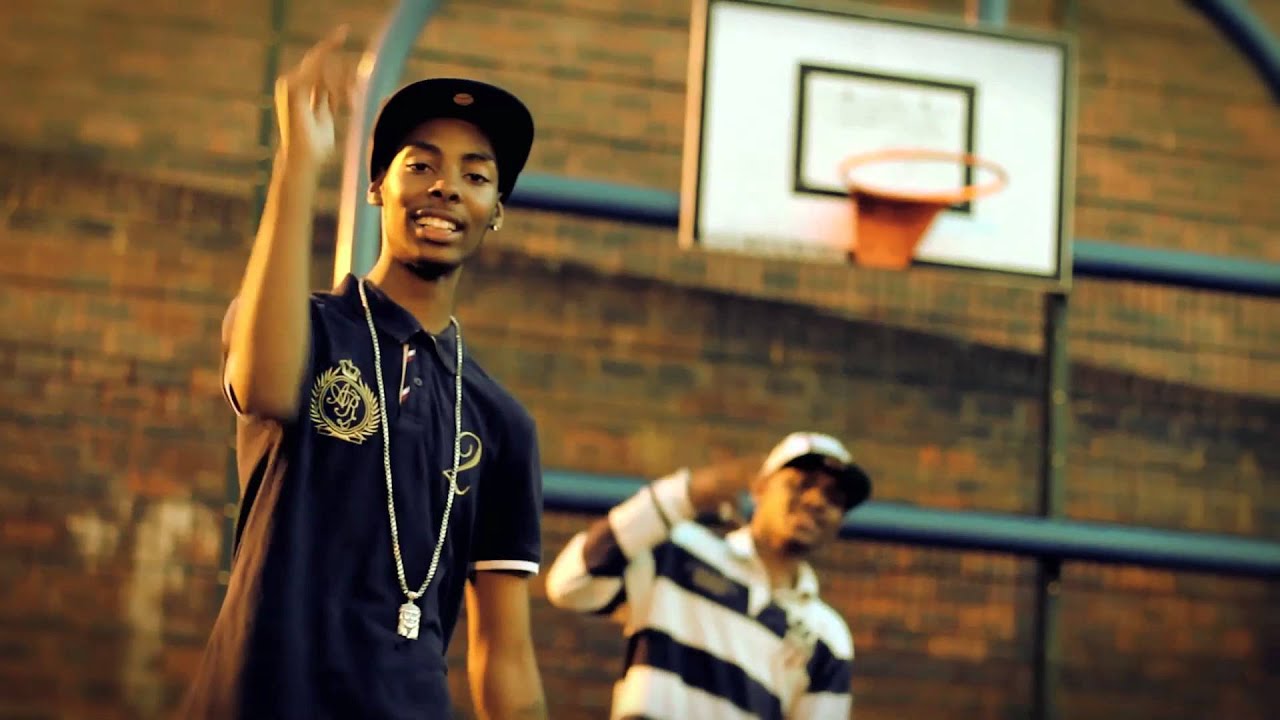 Greezie Tv - Shizzle - Wordplay 3 @ShizzleWest @HoodTwinz @GreezieTv Prod By @TMWondersound