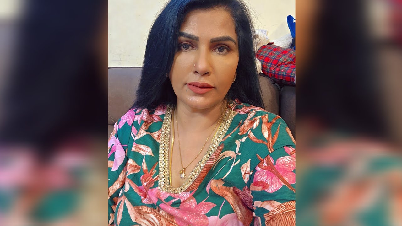 இங்கயே contendku பஞ்சம்இல்ல நீங்க யாரு சாமி வெளிநாட்டுல இருந்து இவளுவு கொடுக்குறிங்க #youtubelive