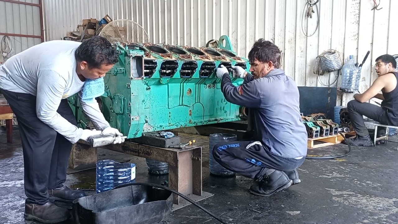 QST30 CUMMINS CONTENUE DESMANTLE