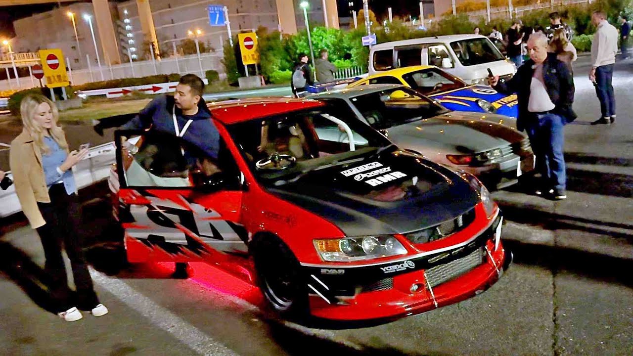 ENCONTREI OS CARROS DO V&F NO ROLE EM TOKYO