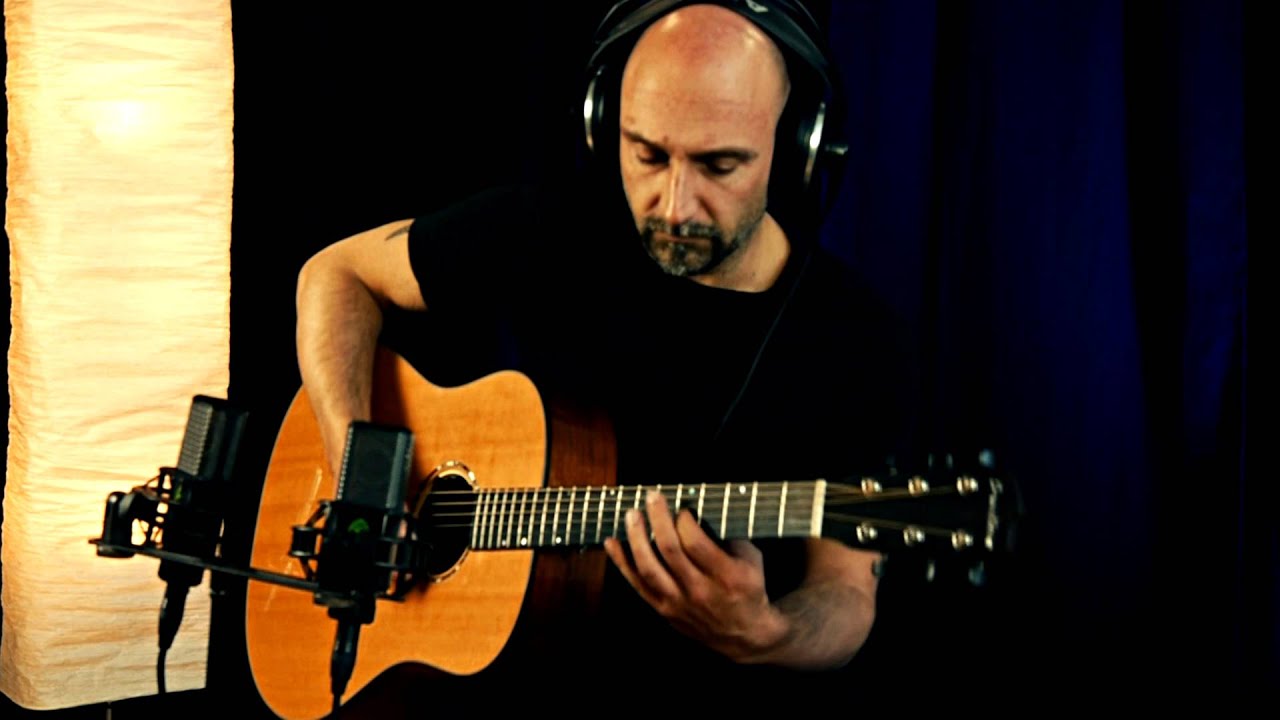 LEFTOVER Studio | Akustikgitarren-Meeting: Performance Oliver Hartmann
