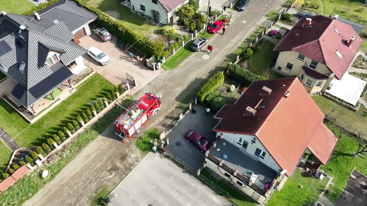 ZIELONA z DRONA: lany poniedziałek z OSP Racula w Zielonej G&oacute;rze