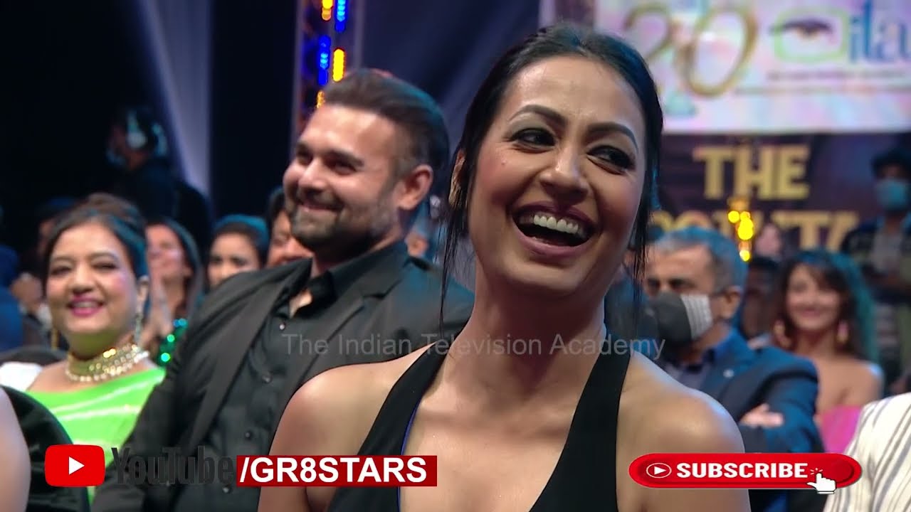Shweta Tiwari and Urvashi Dholakia ke saath Krushna - Maniesh ki masti.