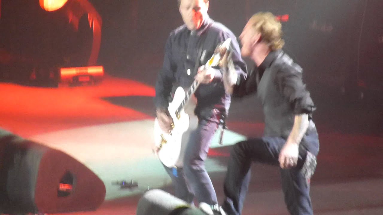 Corey Taylor+Billy Duffy performing at the Marshall 50 Years Of Loud concert London 2012