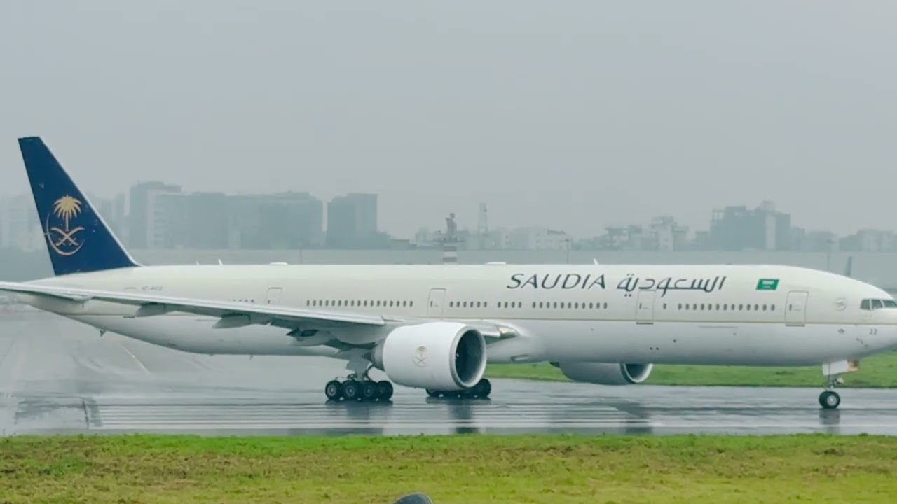 Plane Spotting in Rain at Dhaka | Hazrat Shahjalal International Airport |