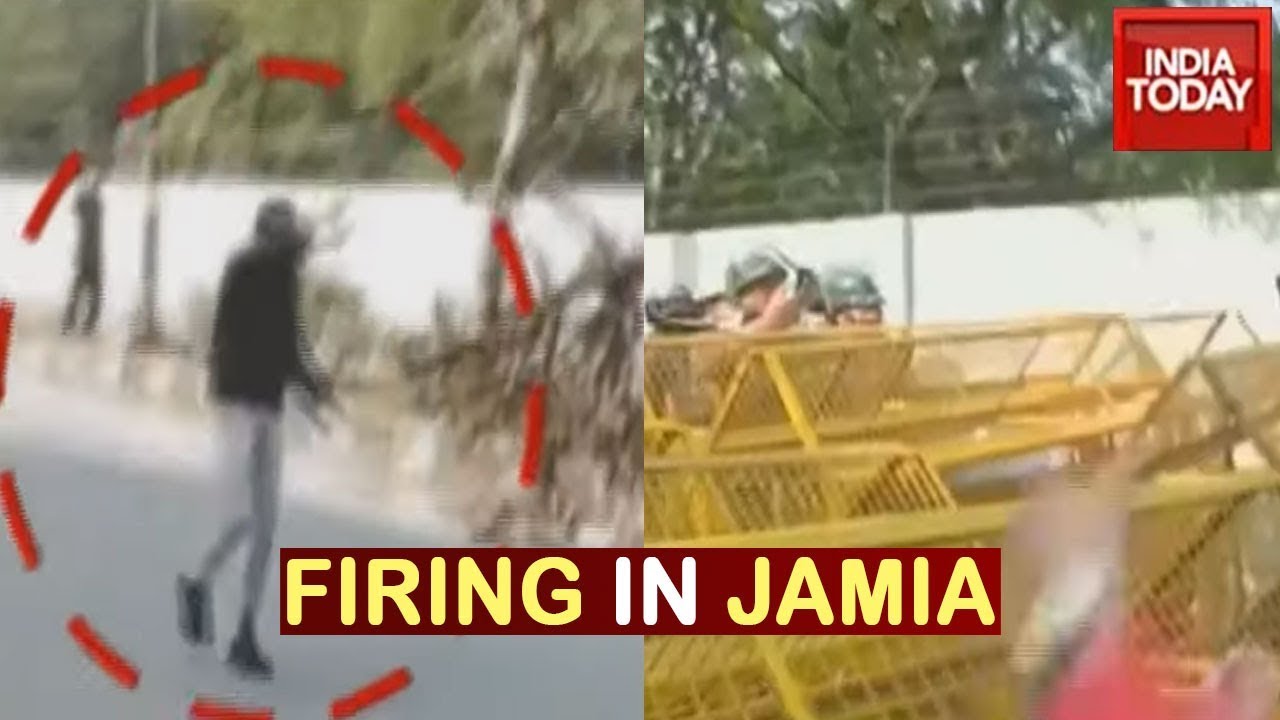 Jamia Update: Man Opens Fire At Jamia Protest Site, 1 Person Injured | Watch LIVE