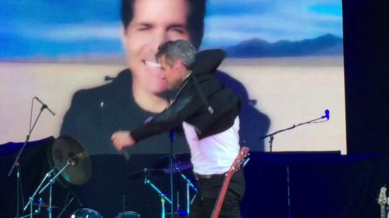 TOM HOOKER LIVE IN LA