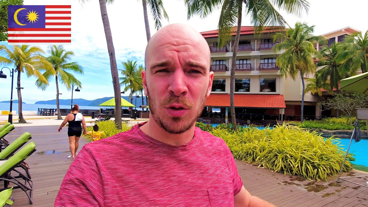 $150 LUXURIOUS beach hotel in Sabah, Malaysia 🇲🇾