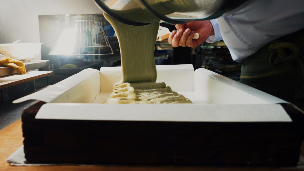 【創業82年の老舗】日本の伝統的な和菓子ができるまでの裏側に密着！Behind the scenes of traditional Japanese sweets
