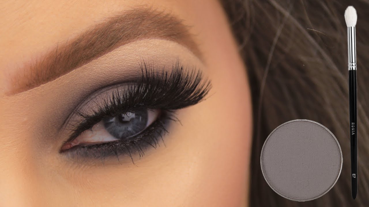 HOW TO: COOL TONED BEGINNERS SMOKEY EYE USING ONE BRUSH AND ONE EYESHADOW | EIMEAR MCELHERON
