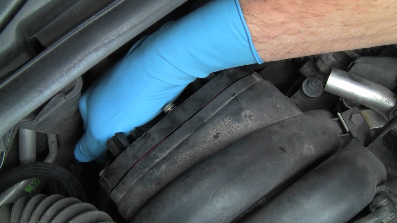 Replacing the PCV System on a BMW V8 Engine Part 2 of 2