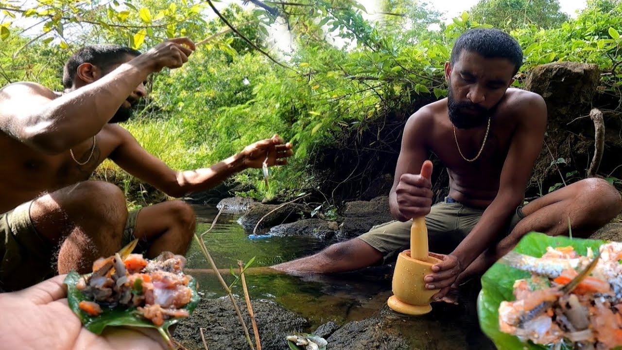 ඇලෙන් අල්ලලා අමු වැව් මාළු සම්බොලයක් හදමු මචං | Fishing cooking and eating | Veddaa