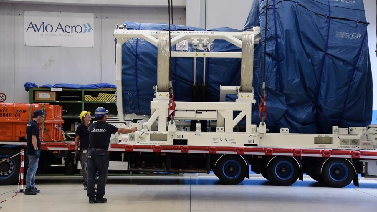 TECHNOLOGY | GEnx arrives at Pomigliano d'Arco plant
