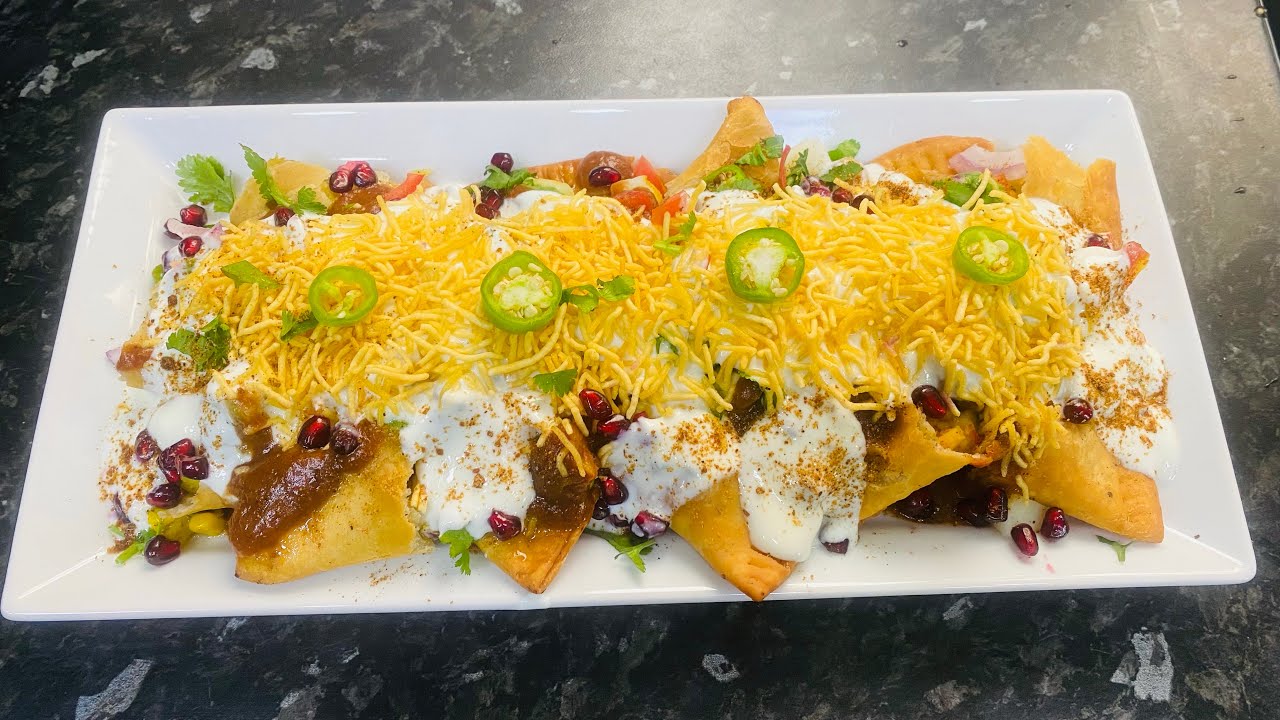 Samosa Chaat Recipe By Spicy kitchen 