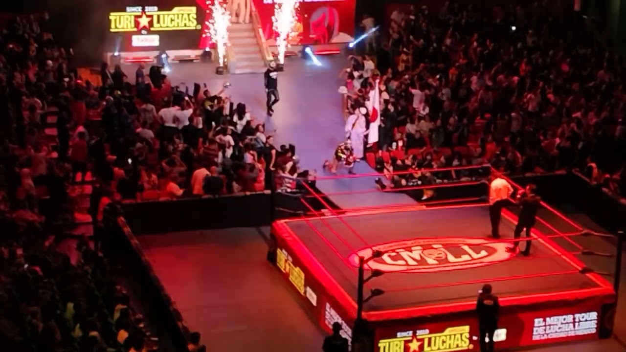 Los Ingobernables de Japón (Tetsuya Naito , BUSHI y Titan)  -  Entrada