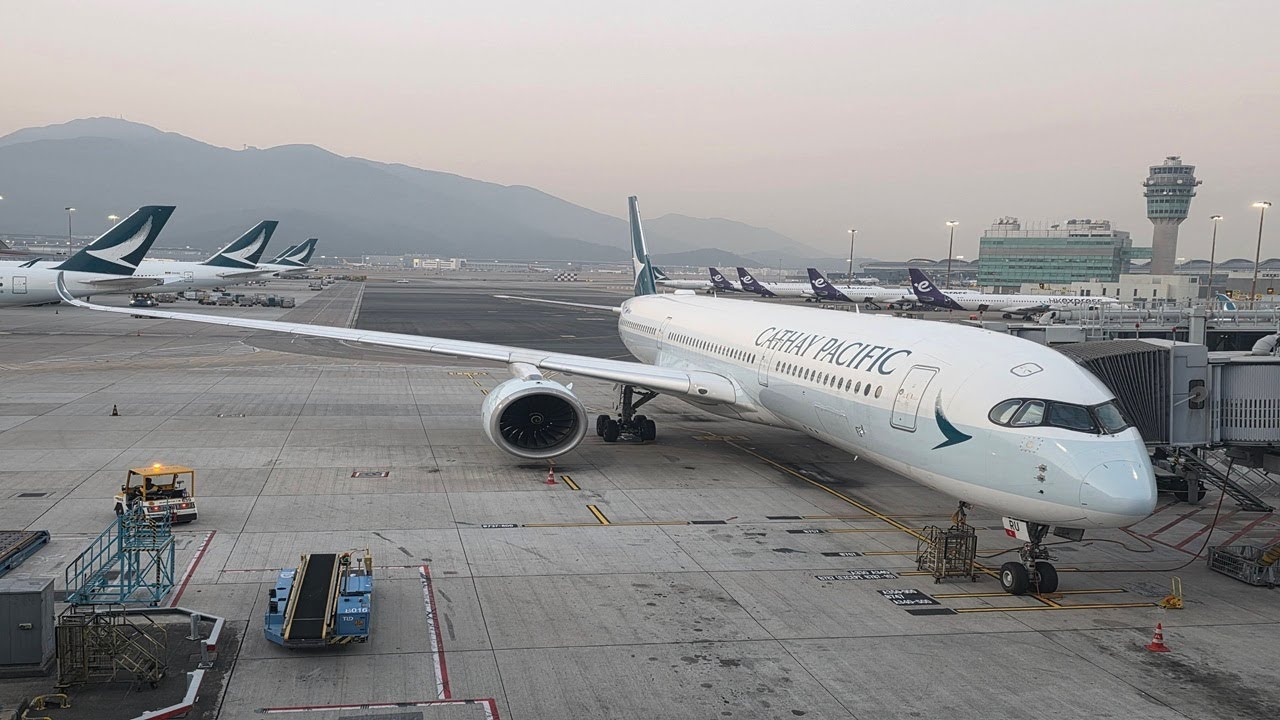國泰航空 A350-900 高雄飛往香港 