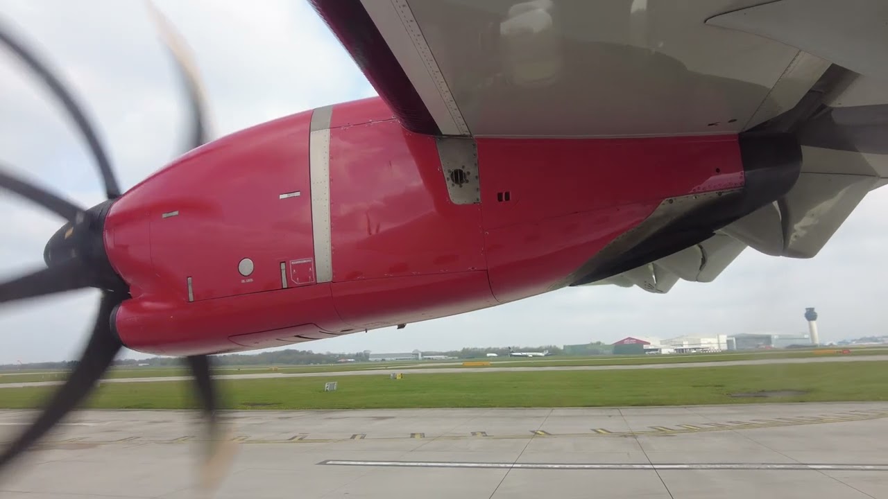 Loganair ATR 72-600 Manchester Takeoff