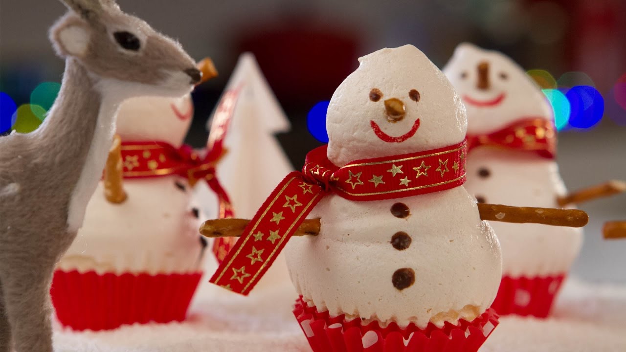 Meringue snowmen