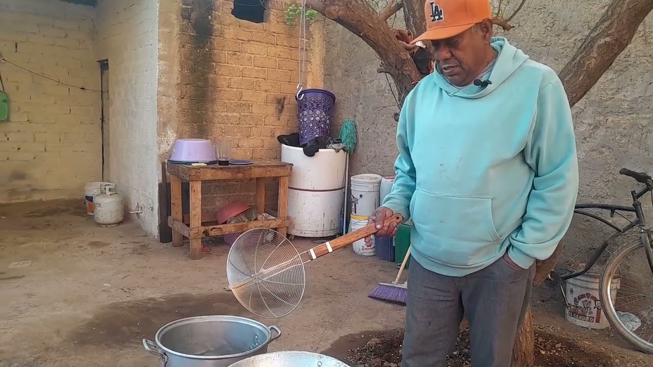 Alistando un pedido de chicharrón 🤤 