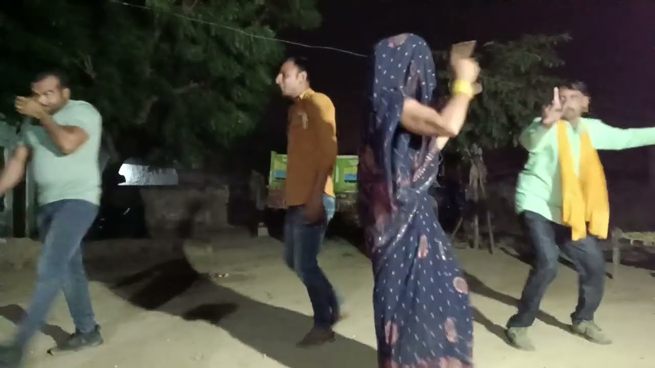 o bhabhi tere mote mote nain najar ko kar vayle ganda rasiya love 💕(1)