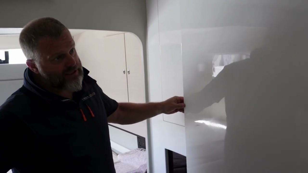 Vision 444 ES Interior Storage Tour