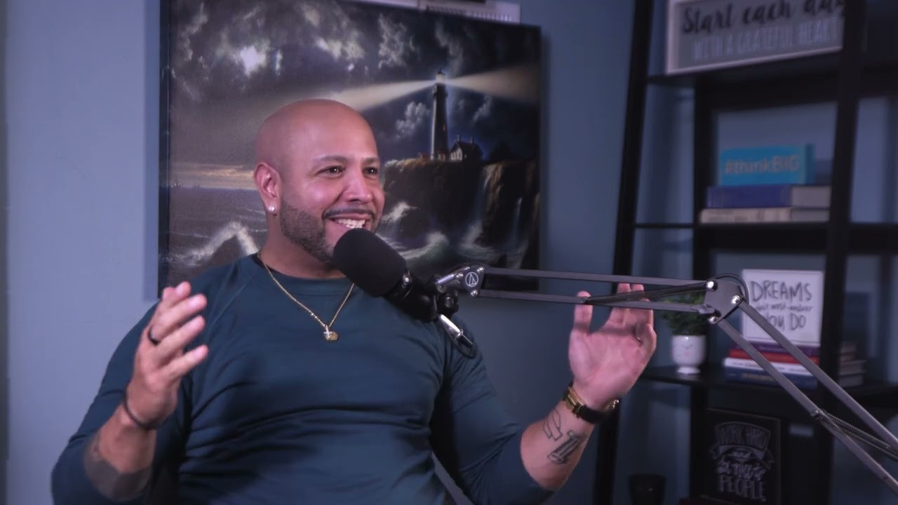 Random Thoughts #38 –  Carlos Ruiz: Why Abundance Is Breaking Us