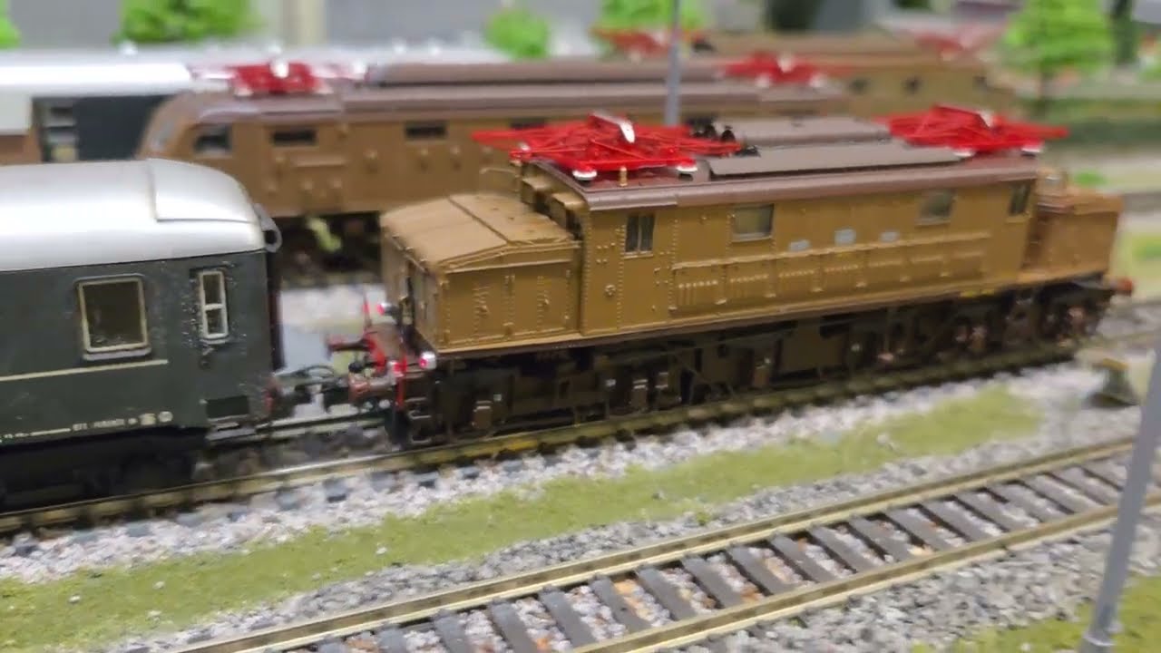 Neu eingetroffen: Die E 626 der italienischen FS von ACME.