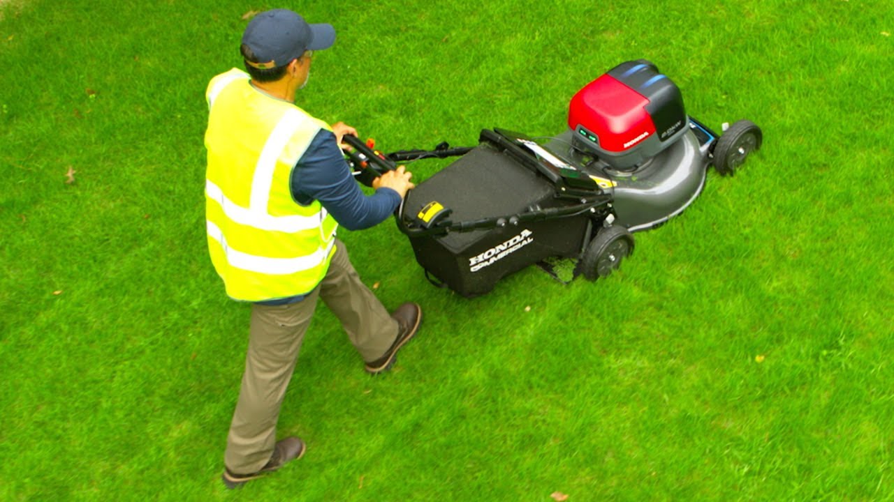 Honda HRC-BE Battery Powered Commercial Mower