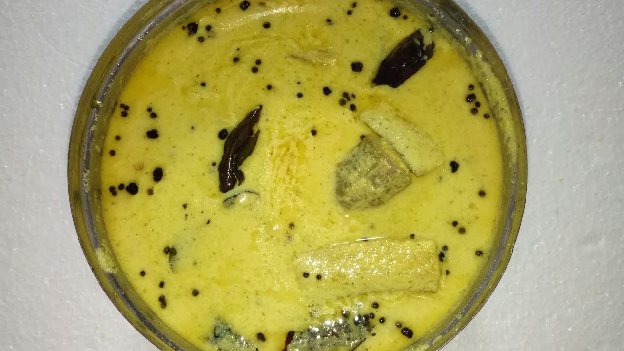 Pachakaya Pulinkari | Pulissery | Pulingari | Raw Plantain Curry | Malabar Style