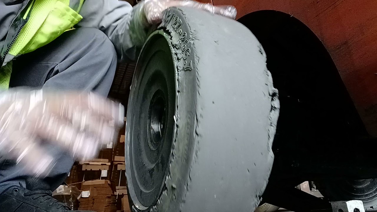 how to install/remove tire with bearings 2nd part the other side